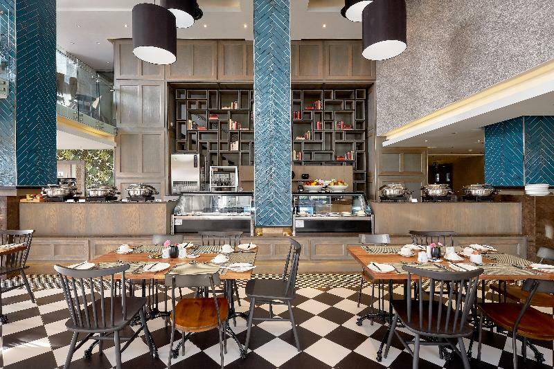 The Regency Apartment Hotel Menlyn Pretoria-Noord Εξωτερικό φωτογραφία